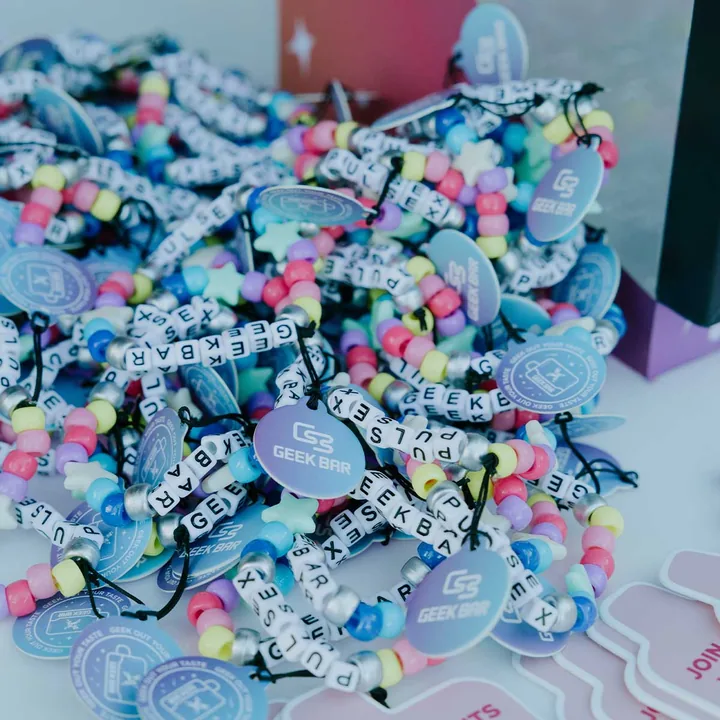Accesorios de la comunidad Geek Bar